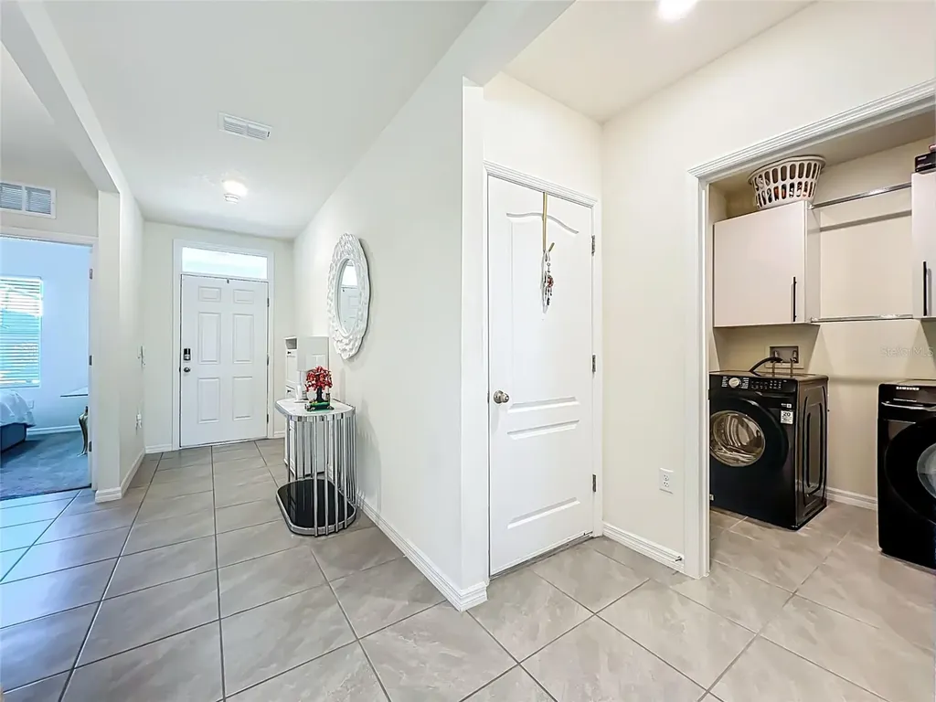 1737 Aurora Ridge Drive Zellwood FL 32798
