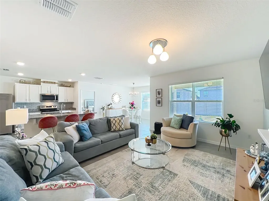 1737 Aurora Ridge Drive Zellwood FL 32798