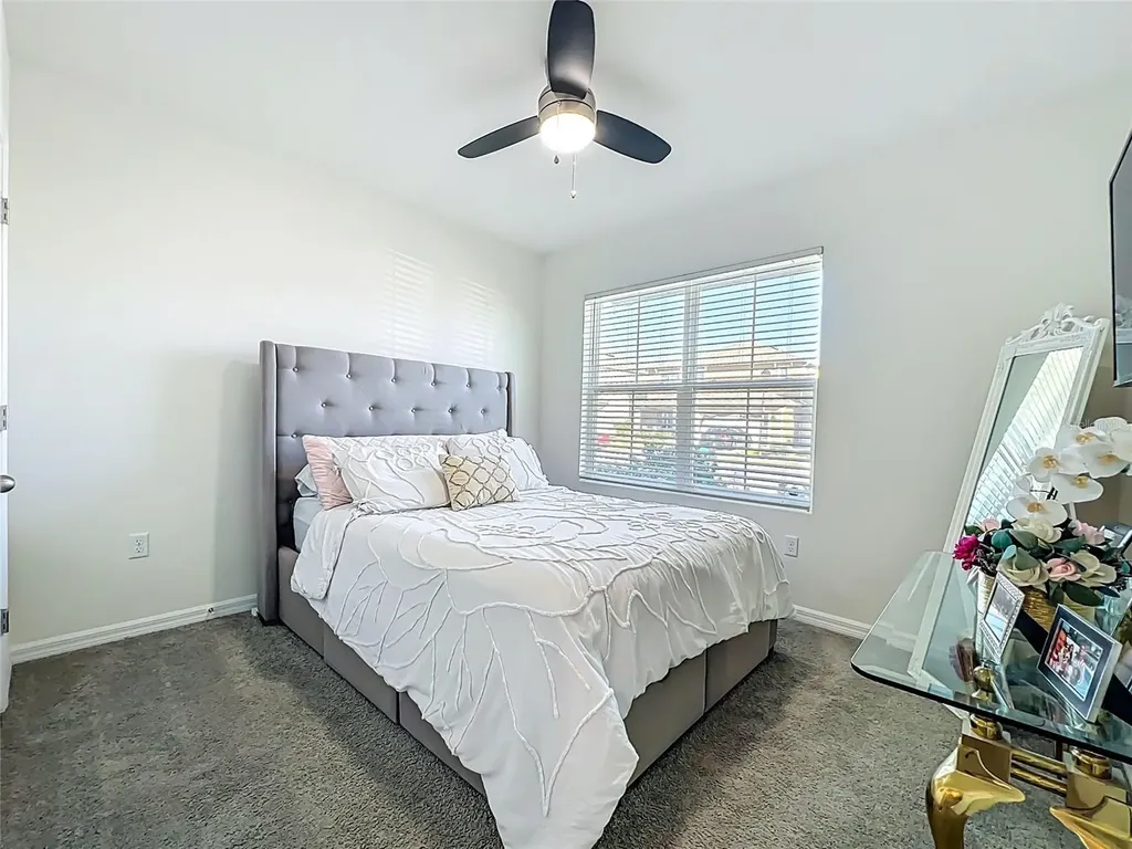 1737 Aurora Ridge Drive Zellwood FL 32798