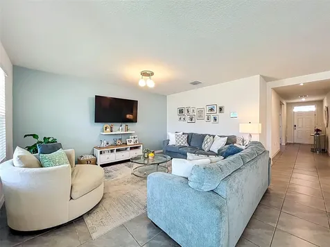 1737 Aurora Ridge Drive Zellwood FL 32798