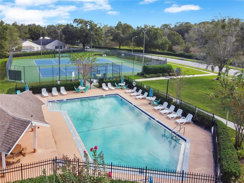 3724 Pickwick Drive Orlando FL 32817