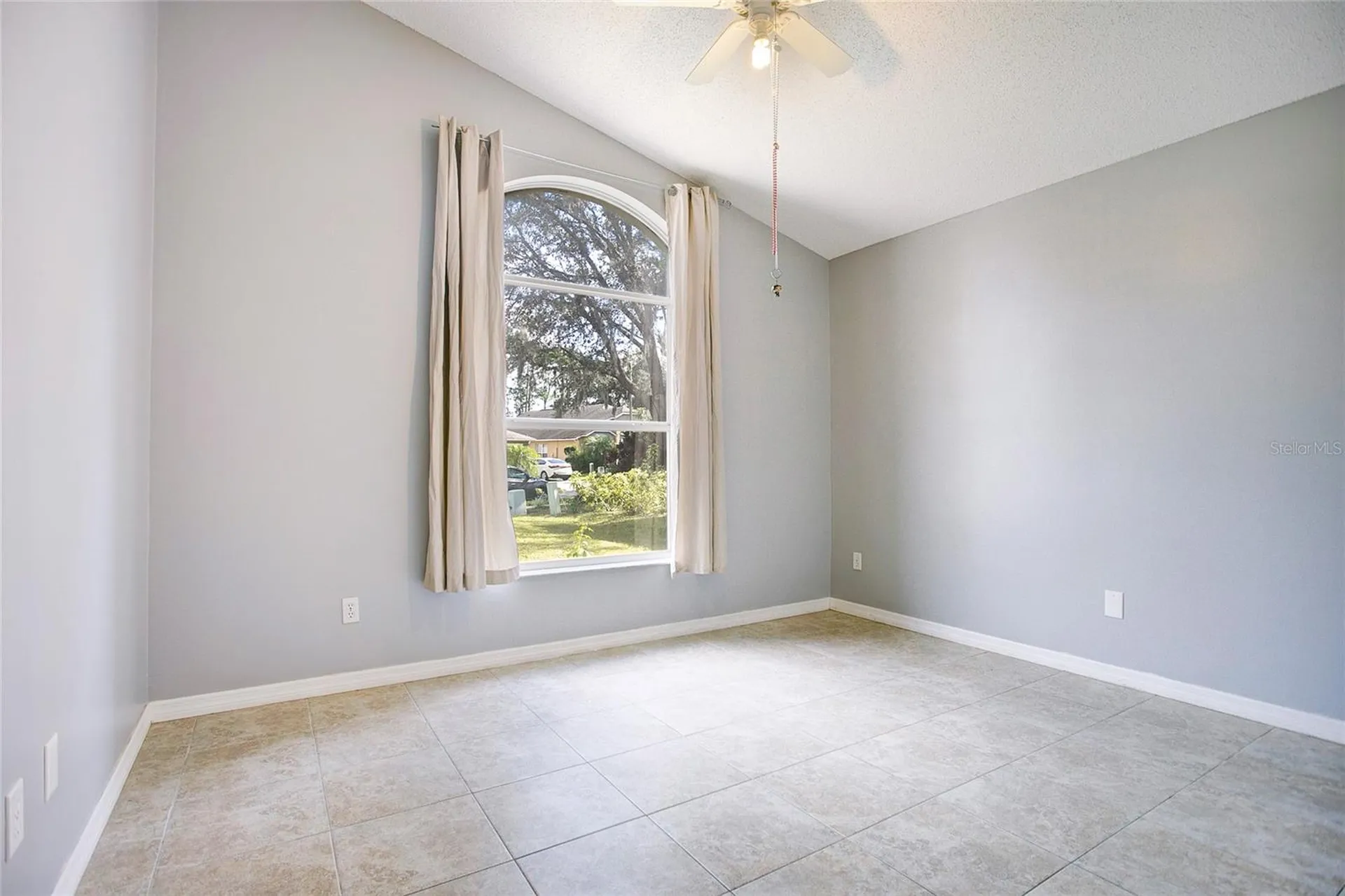 3724 Pickwick Drive Orlando FL 32817