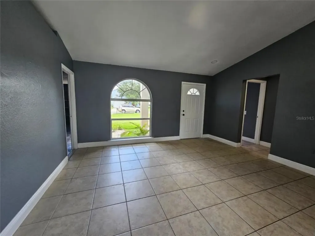 635 Parakeet Court Poinciana FL 34759