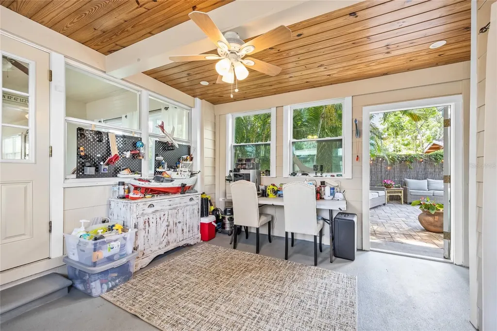 2709 Upton Street S Gulfport FL 33711