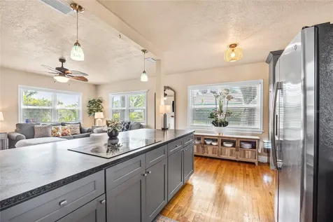 2709 Upton Street S Gulfport FL 33711