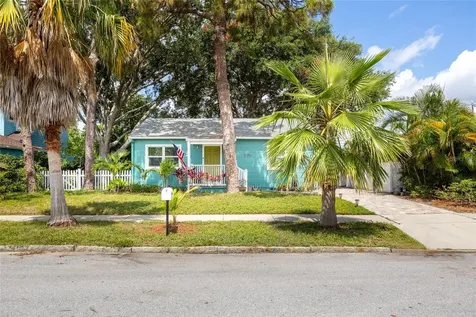 2709 Upton Street S Gulfport FL 33711
