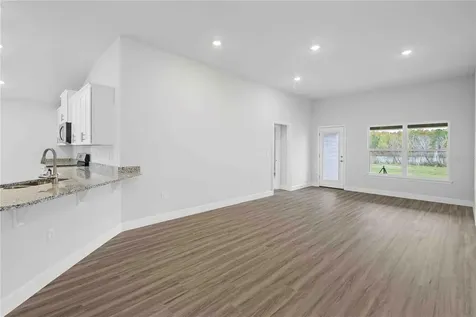593 SW Bellflower Drive Lake City FL 32024