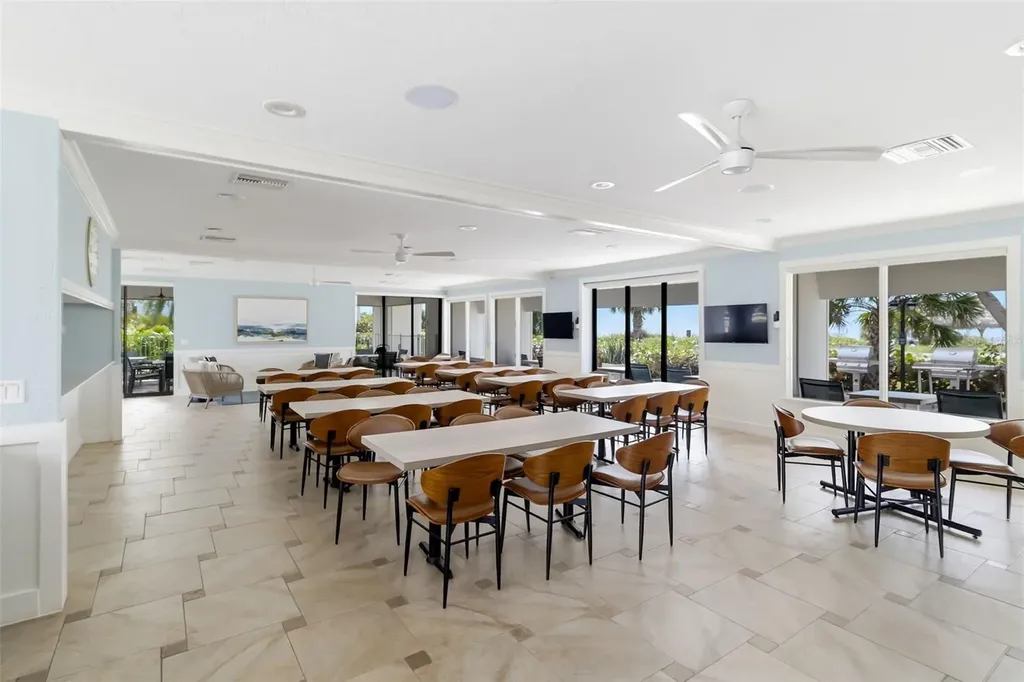 1169 W Peppertree Drive Sarasota FL 34242