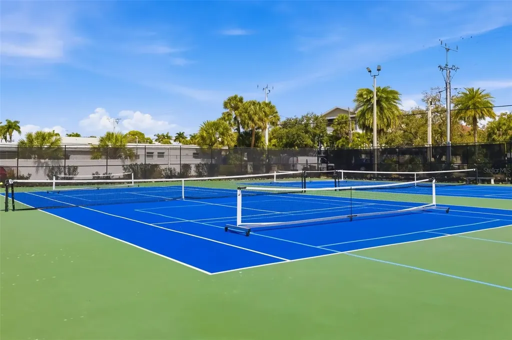 1169 W Peppertree Drive Sarasota FL 34242