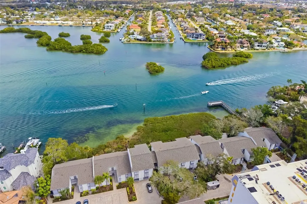1169 W Peppertree Drive Sarasota FL 34242