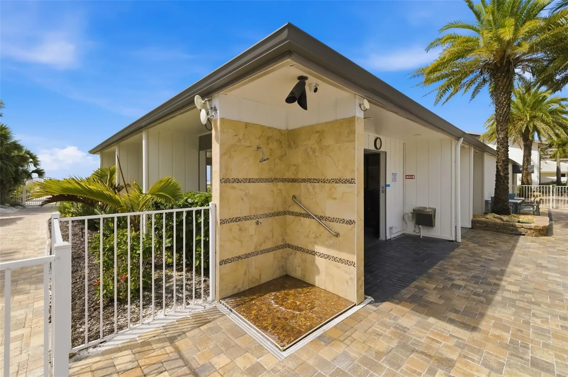 1169 W Peppertree Drive Sarasota FL 34242