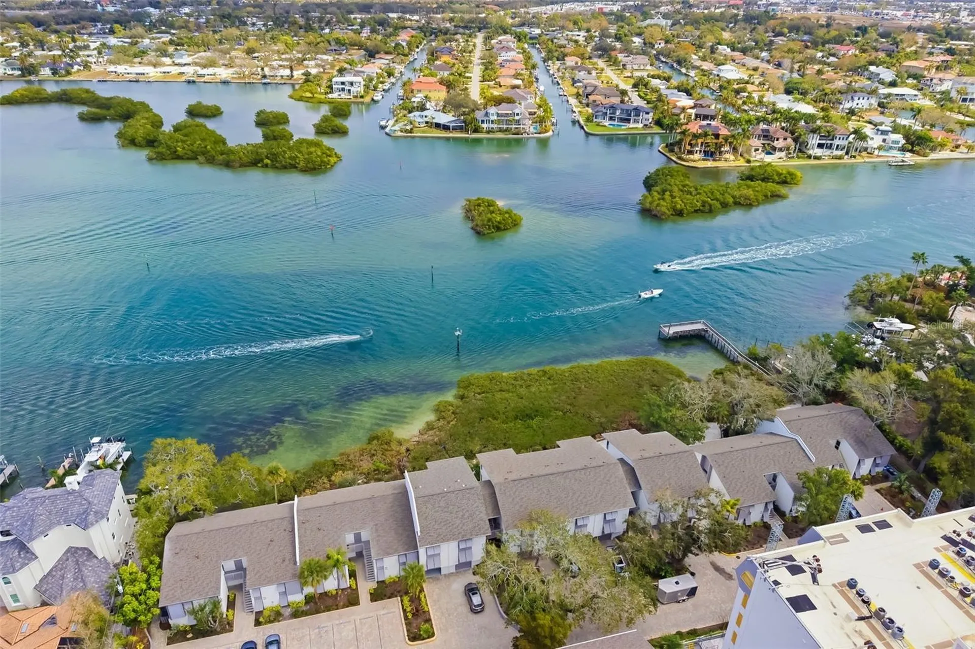 1169 W Peppertree Drive Sarasota FL 34242