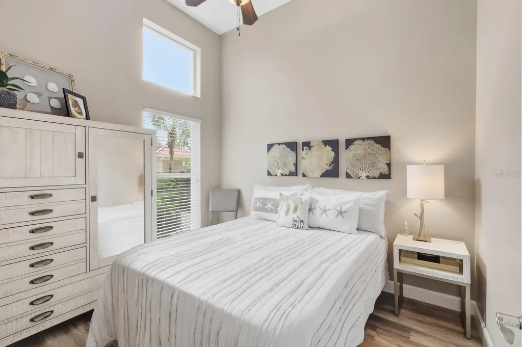 808 3rd Avenue W Bradenton FL 34205