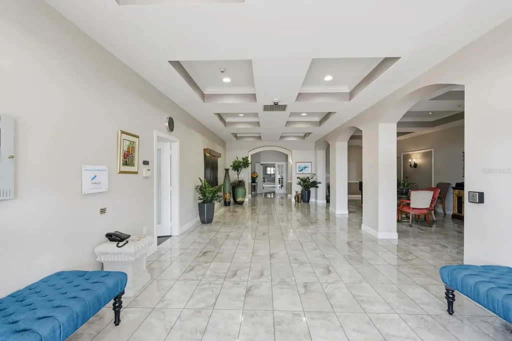 808 3rd Avenue W Bradenton FL 34205