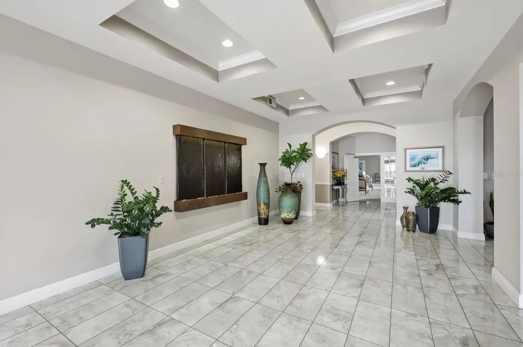 808 3rd Avenue W Bradenton FL 34205