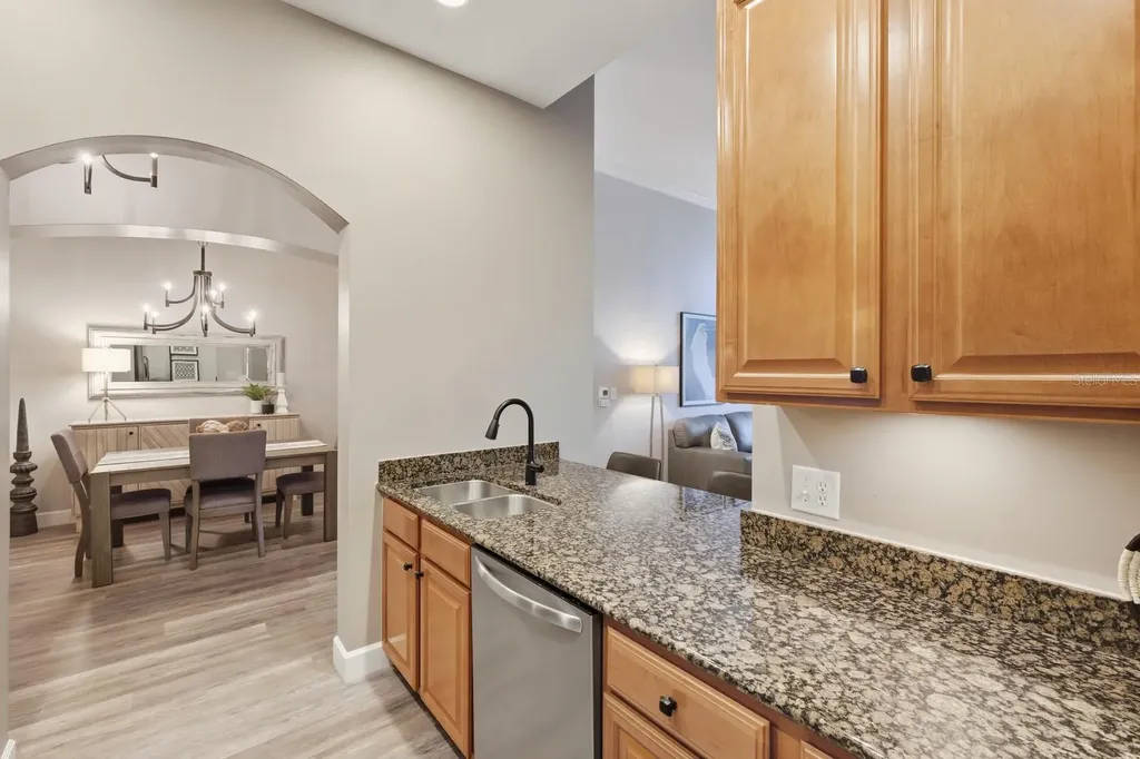 808 3rd Avenue W Bradenton FL 34205