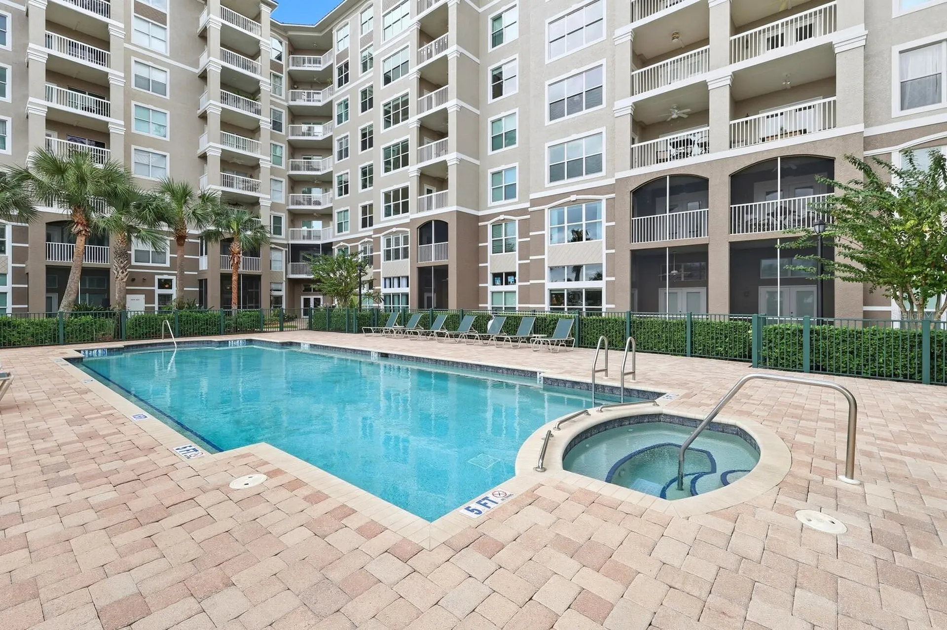 808 3rd Avenue W Bradenton FL 34205
