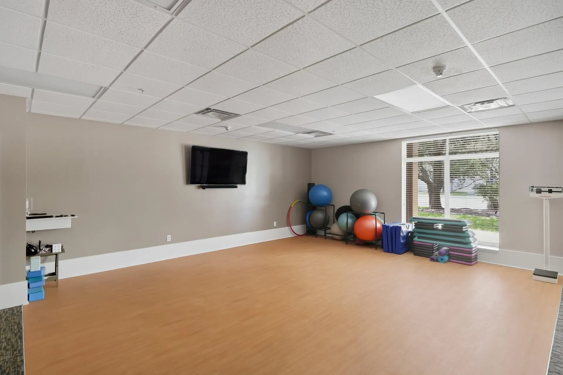 808 3rd Avenue W Bradenton FL 34205
