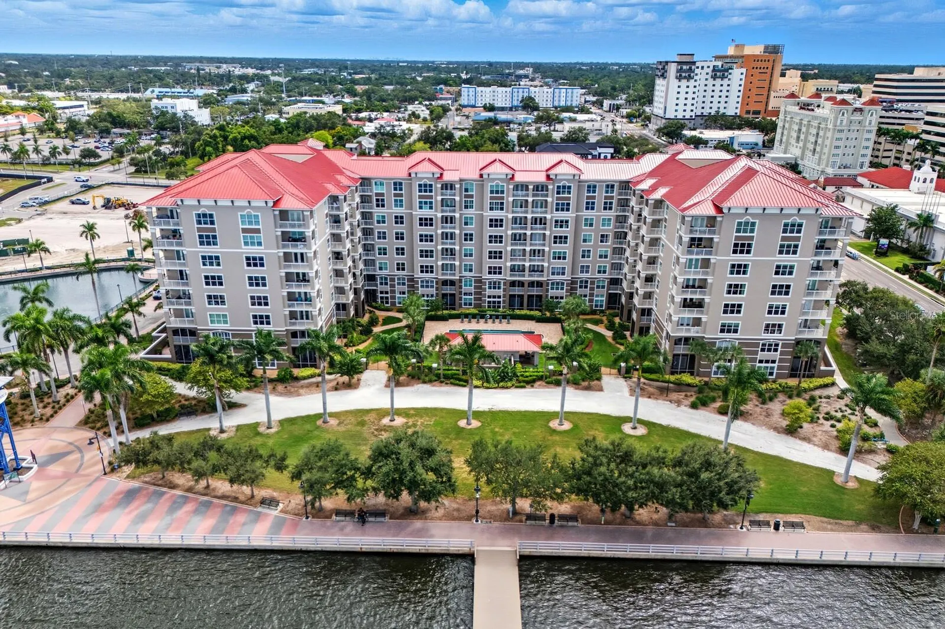 808 3rd Avenue W Bradenton FL 34205