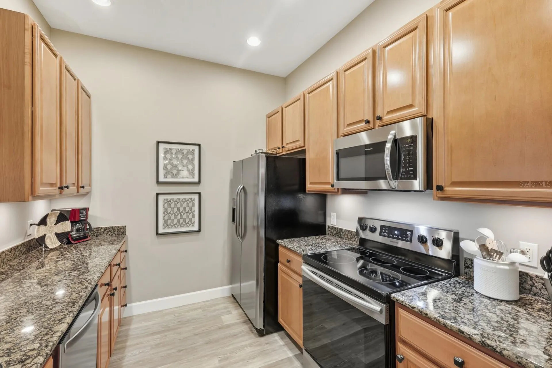 808 3rd Avenue W Bradenton FL 34205