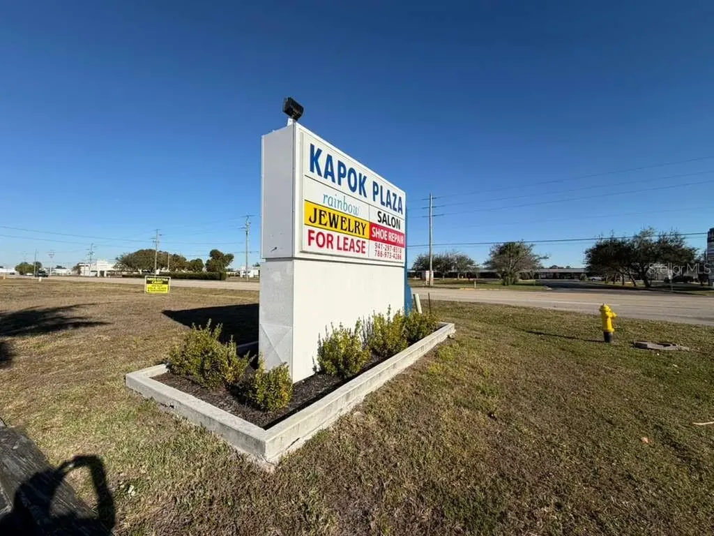 15630 Mcgregor Boulevard Fort Myers FL 33908