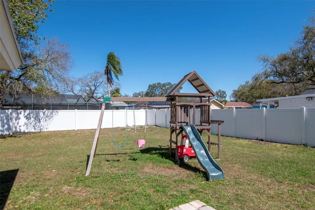 2535 Lake Ellen Drive Tampa FL 33618