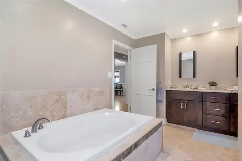 2535 Lake Ellen Drive Tampa FL 33618