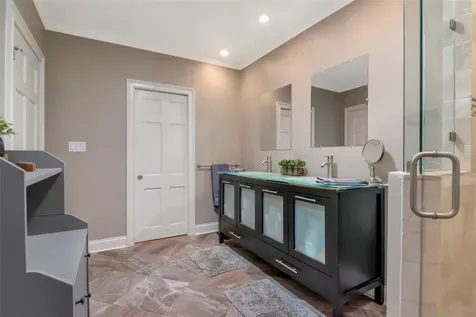 2535 Lake Ellen Drive Tampa FL 33618