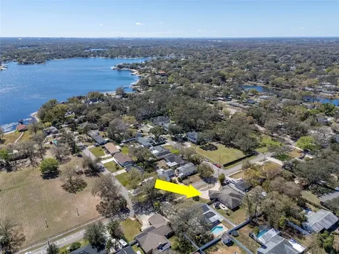 2535 Lake Ellen Drive Tampa FL 33618