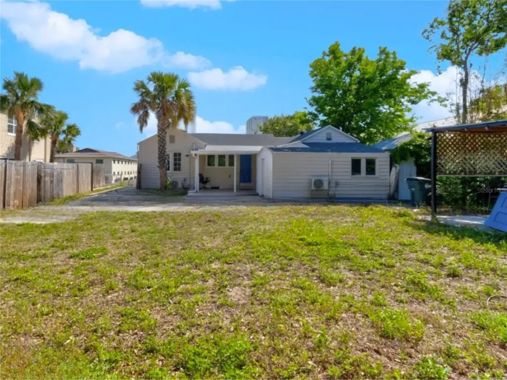 425 N Oleander Avenue Daytona Beach FL 32118