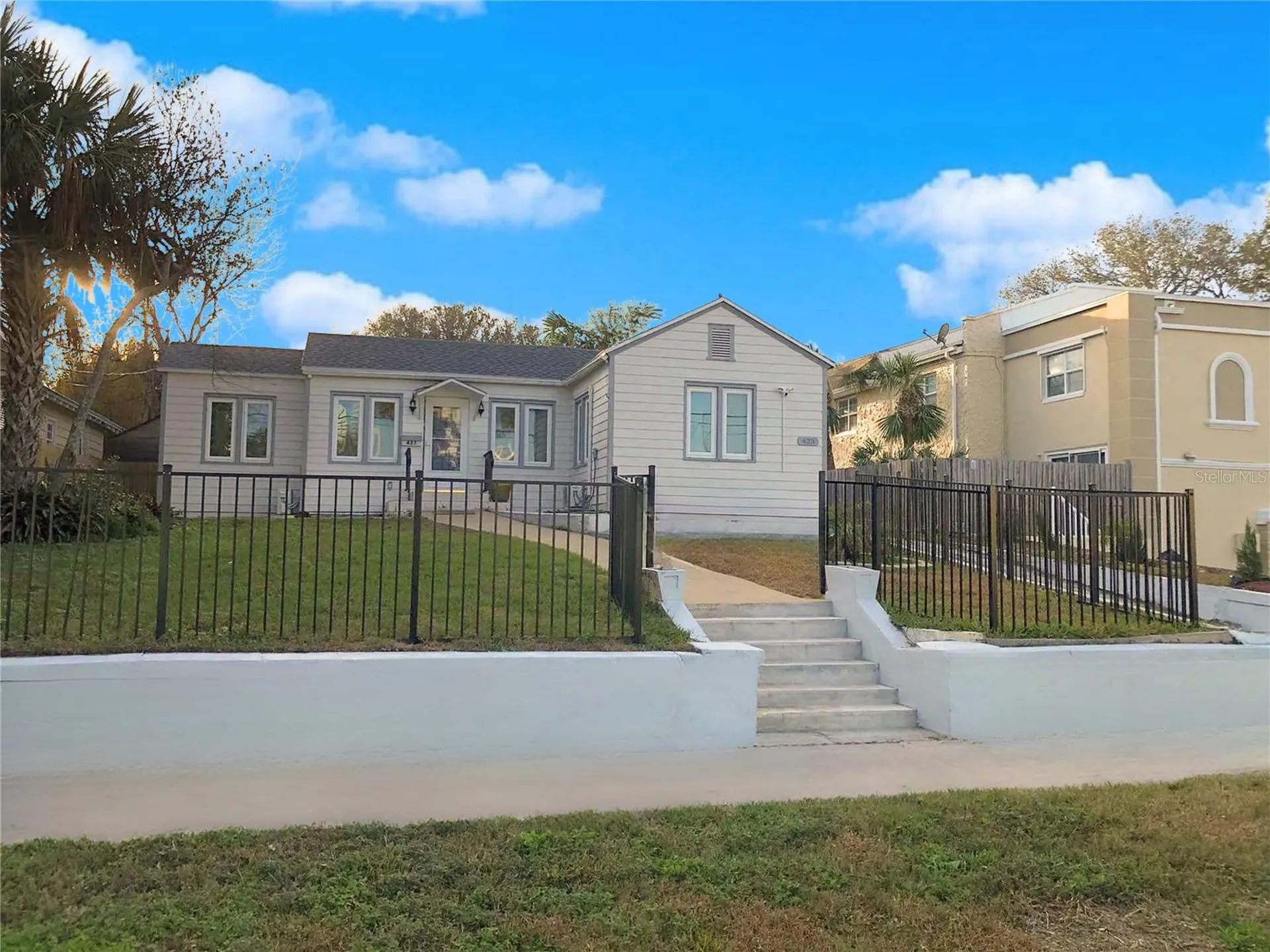 425 N Oleander Avenue Daytona Beach FL 32118