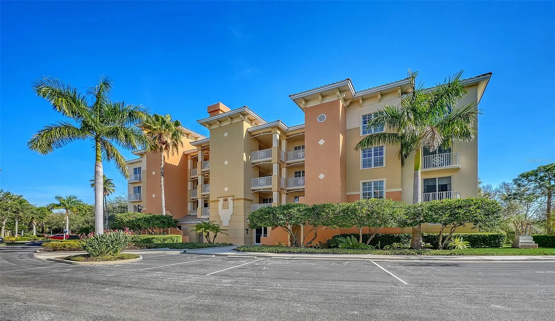 Lakewood Ranch FL, 6465 Watercrest Way, Unit 301