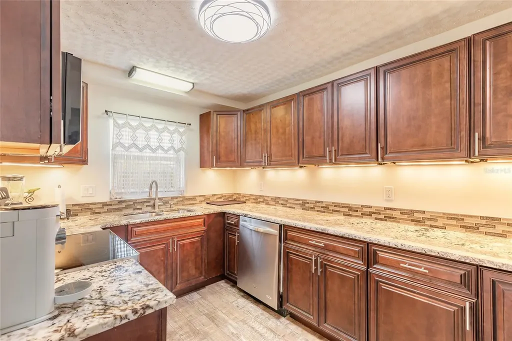 220 Leisure Circle Port Orange FL 32127
