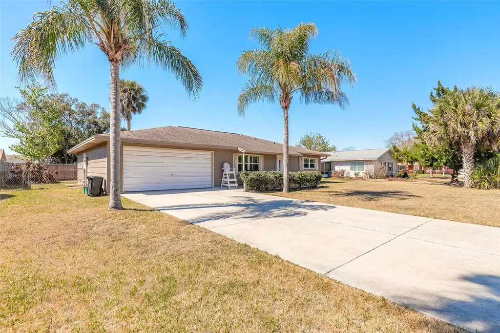 220 Leisure Circle Port Orange FL 32127
