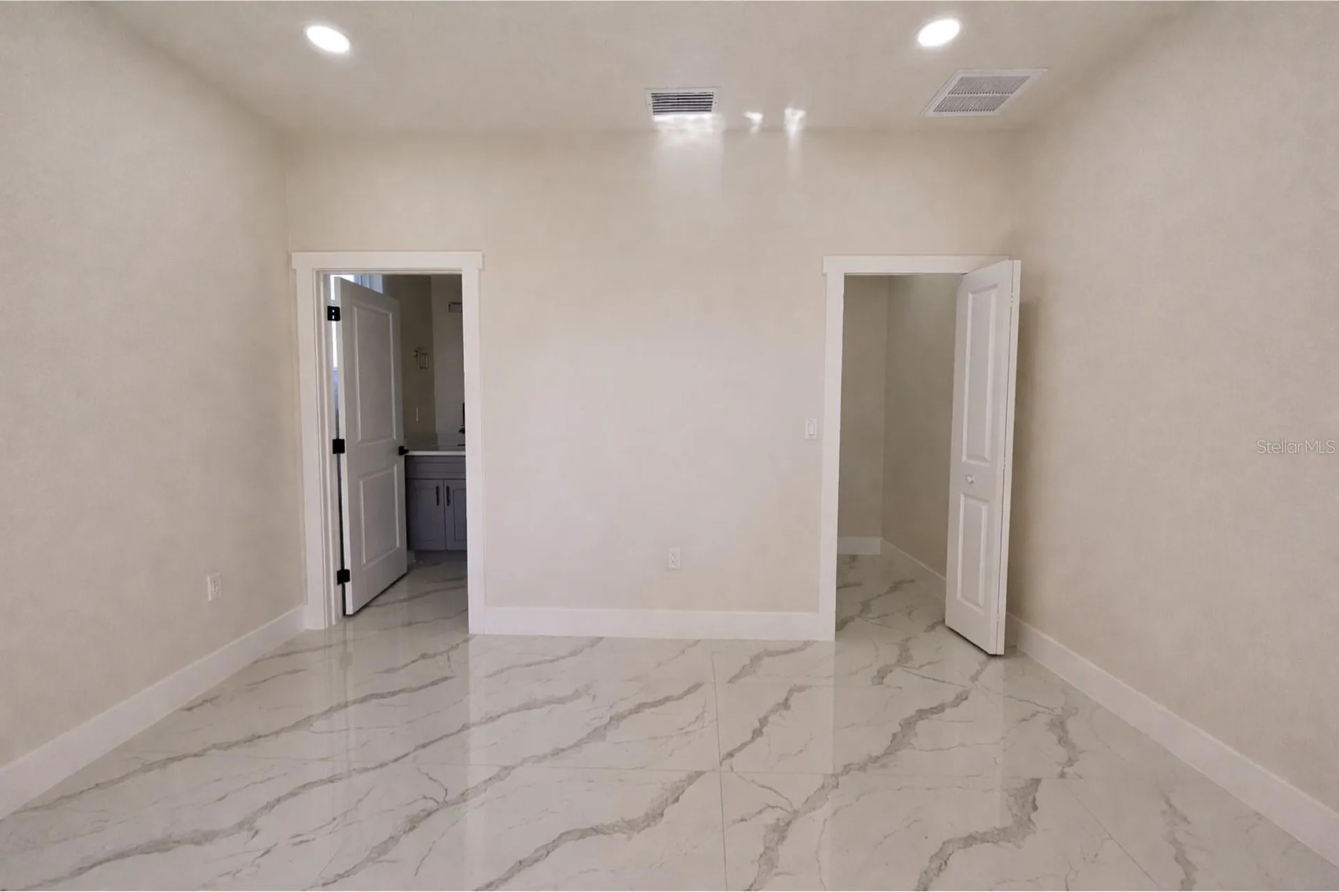 2423 Milton Avenue S Lehigh Acres FL 33973