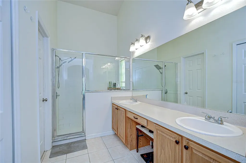 7107 Colonial Lake Drive Riverview FL 33578