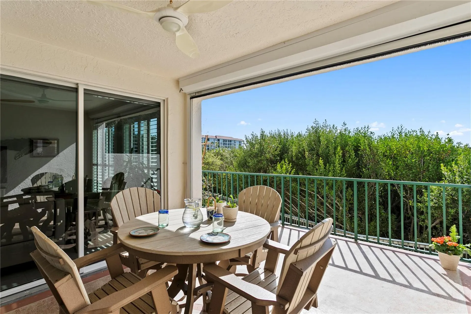 4750 Dolphin Cay Lane S St Petersburg FL 33711