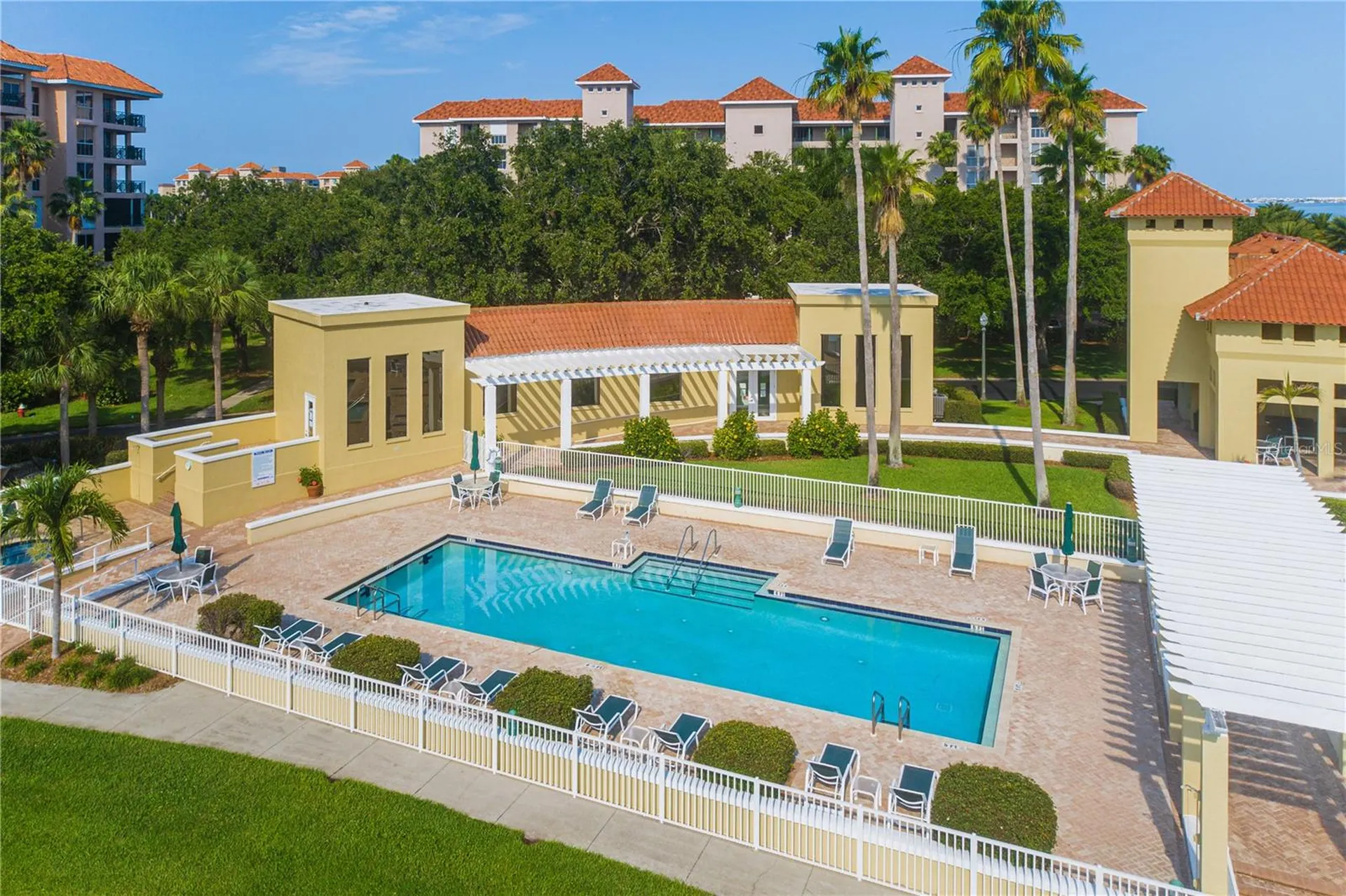 4750 Dolphin Cay Lane S St Petersburg FL 33711