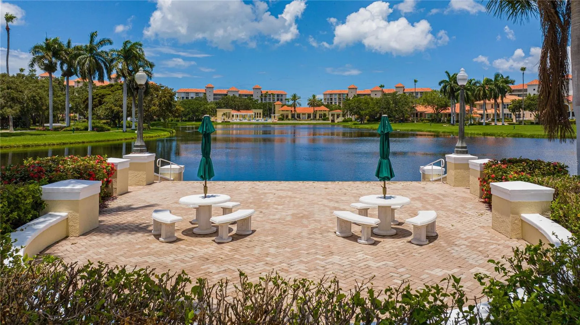 4750 Dolphin Cay Lane S St Petersburg FL 33711