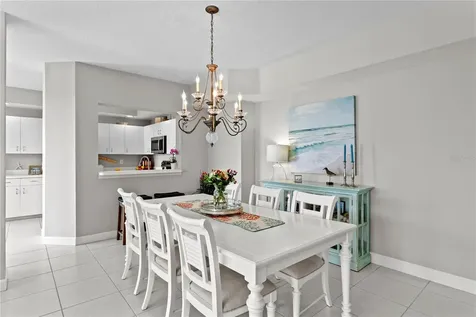 4750 Dolphin Cay Lane S St Petersburg FL 33711