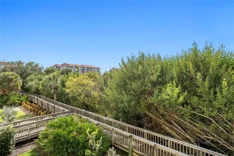 4750 Dolphin Cay Lane S St Petersburg FL 33711