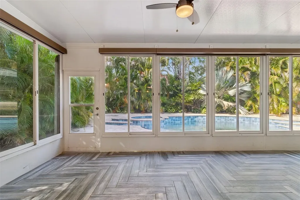 461 Briland Street Tarpon Springs FL 34689