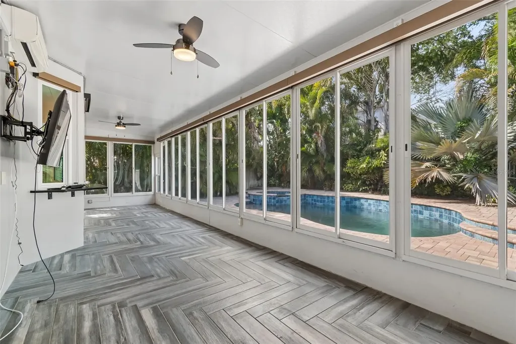 461 Briland Street Tarpon Springs FL 34689