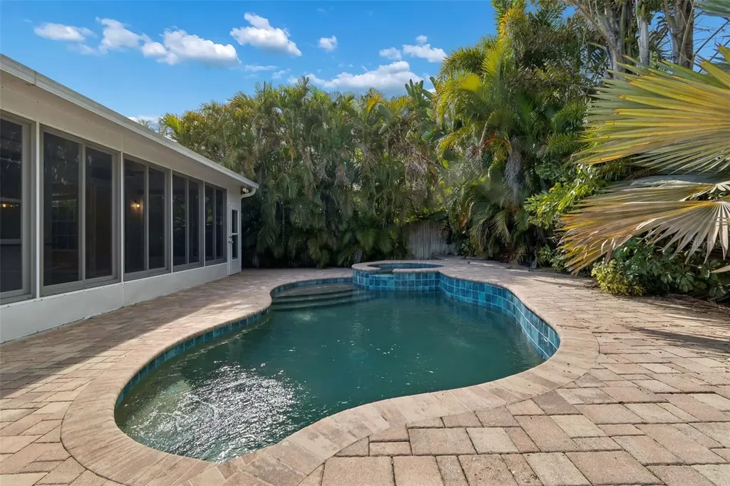 461 Briland Street Tarpon Springs FL 34689