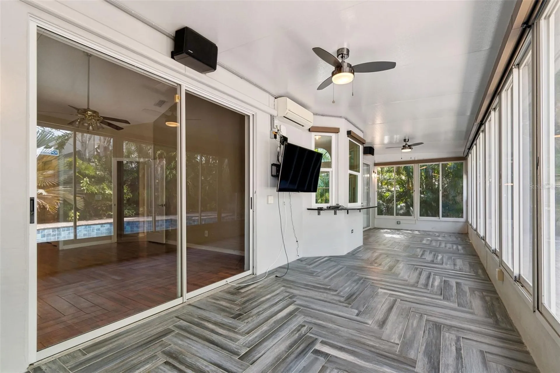 461 Briland Street Tarpon Springs FL 34689