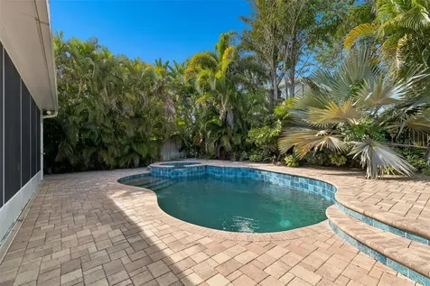 461 Briland Street Tarpon Springs FL 34689