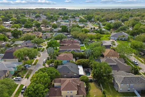 461 Briland Street Tarpon Springs FL 34689