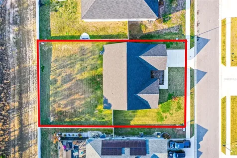 1097 Sandpiper Loop Winter Haven FL 33881