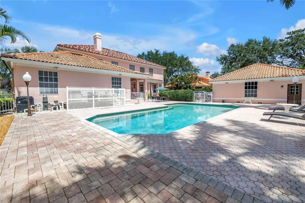 4930 Sandpiper Lane S St Petersburg FL 33711
