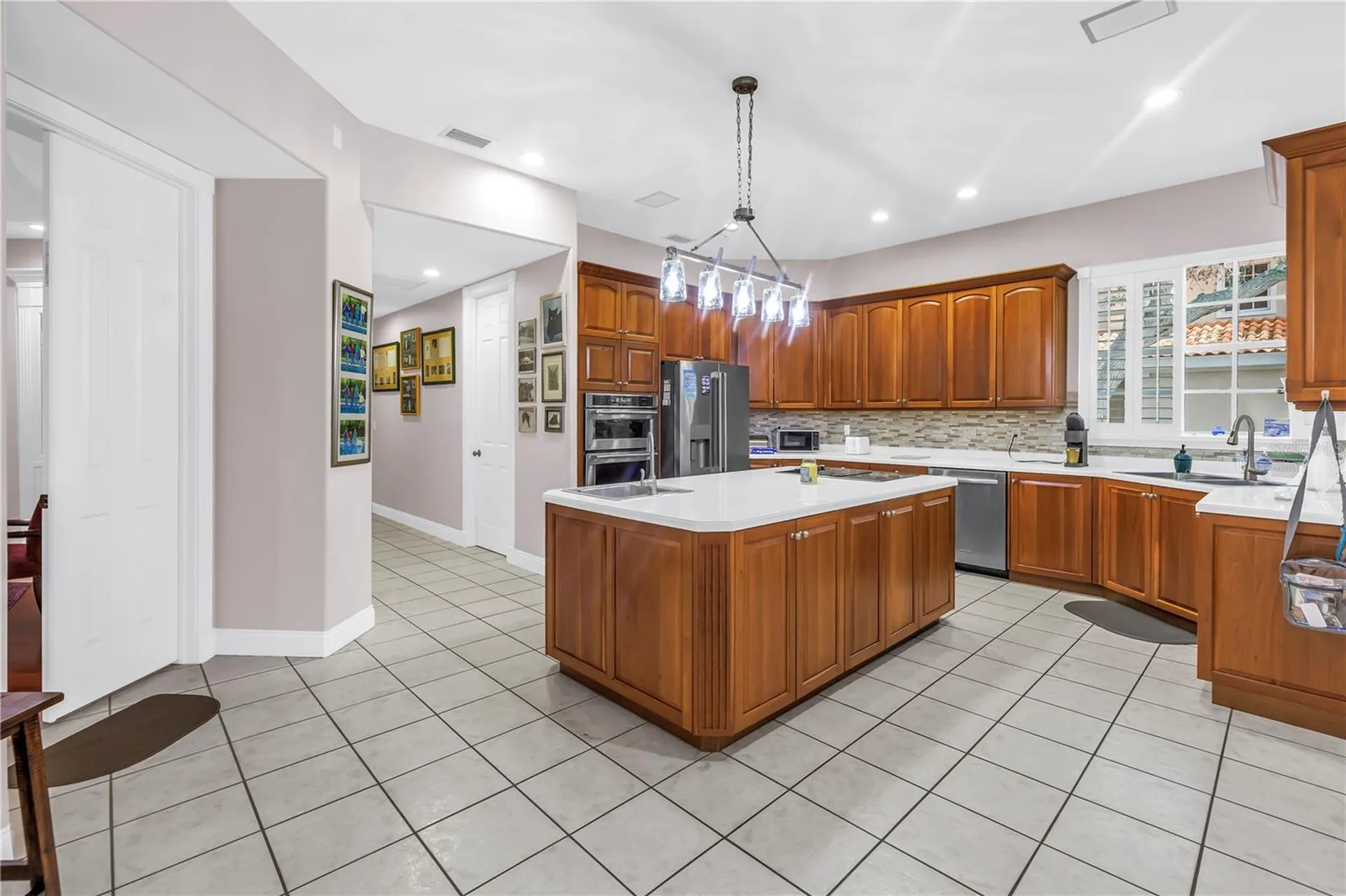4930 Sandpiper Lane S St Petersburg FL 33711